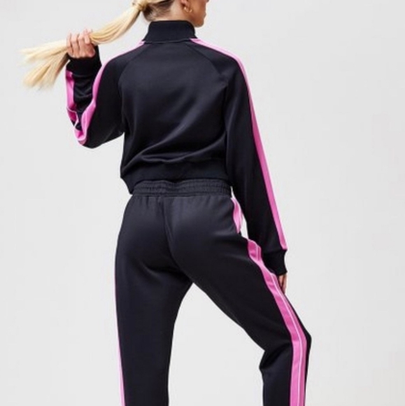 Ellese Black Pinzo Crop Track Jacket NWT SIZE 6 - Picture 2 of 7